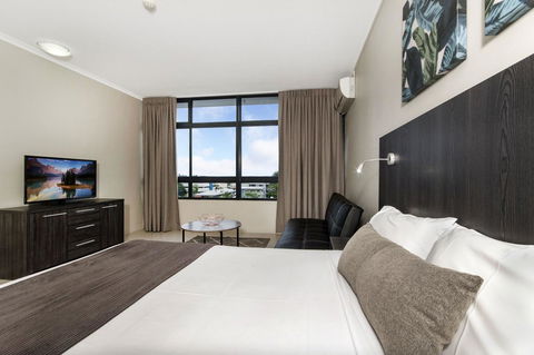 Sunshine Tower Hotel - Yamba Accommodation 9
