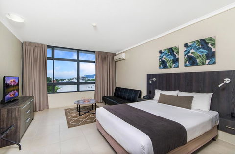 Sunshine Tower Hotel - Yamba Accommodation 5