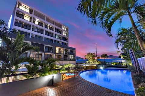 Sunshine Tower Hotel - Yamba Accommodation 0