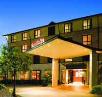 Travelodge Hotel Garden City Brisbane - Yamba Accommodation