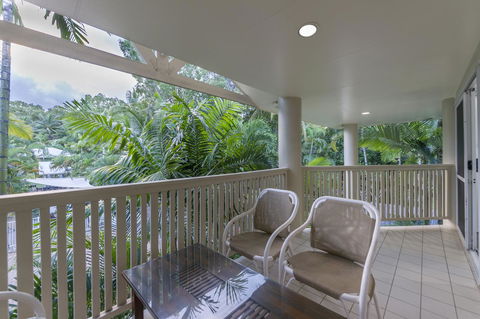 Tropical Nites Holiday Townhouses - Yamba Accommodation 7