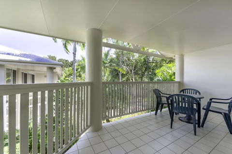 Tropical Nites Holiday Townhouses - Yamba Accommodation 8