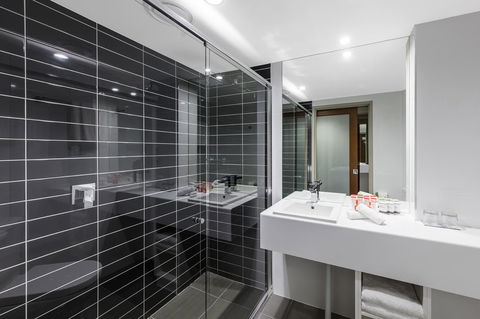 Hotel Grand Chancellor Brisbane - Yamba Accommodation 1