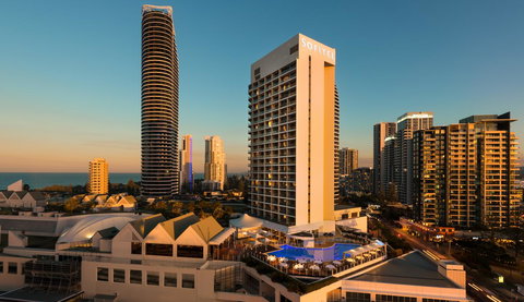 Sofitel Gold Coast Broadbeach - Yamba Accommodation 11