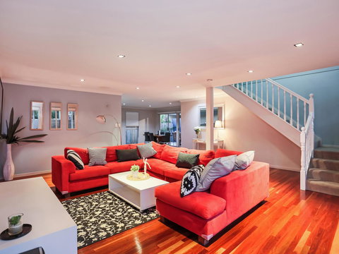 Hamilton Executive - Yamba Accommodation 1
