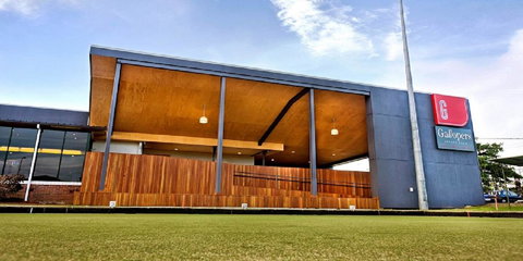 Hamilton Executive - Yamba Accommodation 11