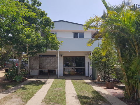 Highland House - Yamba Accommodation 9