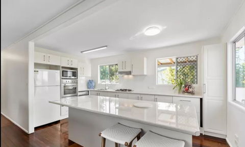 Highland House - Yamba Accommodation 11
