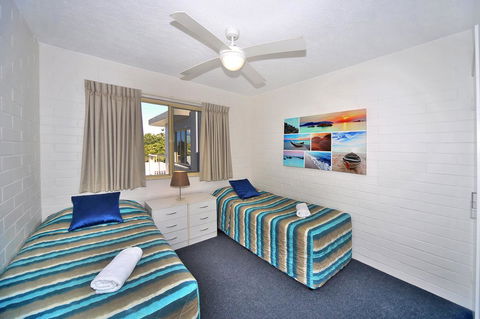 Surf Dance Apartments - Yamba Accommodation 39