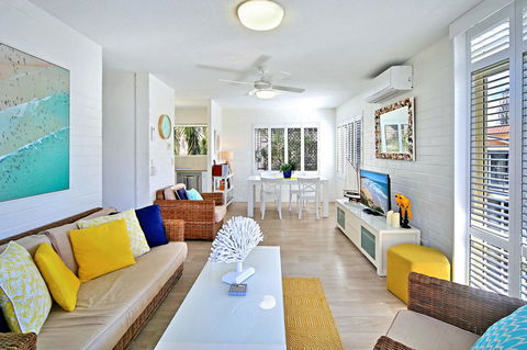 Surf Dance Apartments - Yamba Accommodation 14