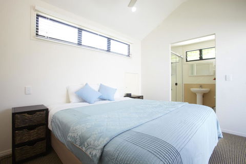 Beached On Magnetic - Yamba Accommodation 11