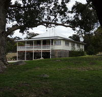 Loughmore House - Yamba Accommodation