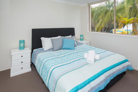 Miami Beachside Holiday Apartments - Yamba Accommodation 20