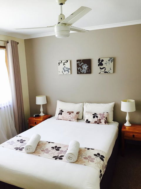 Montville Holiday Apartments - Yamba Accommodation 24