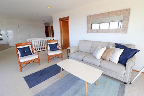 Waves @ Caves - Yamba Accommodation 3