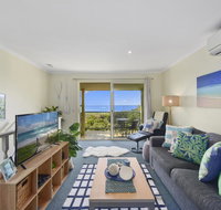Waves at Sapphire - Yamba Accommodation