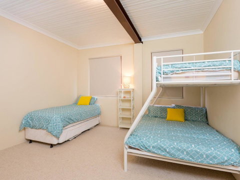 Werri Views - Yamba Accommodation 3