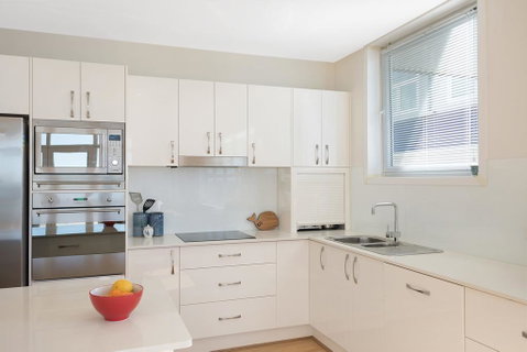Wharf Apartment Unit 7 - Yamba Accommodation 3