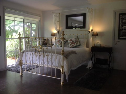 Whispers At Cedar Grove - Yamba Accommodation 3