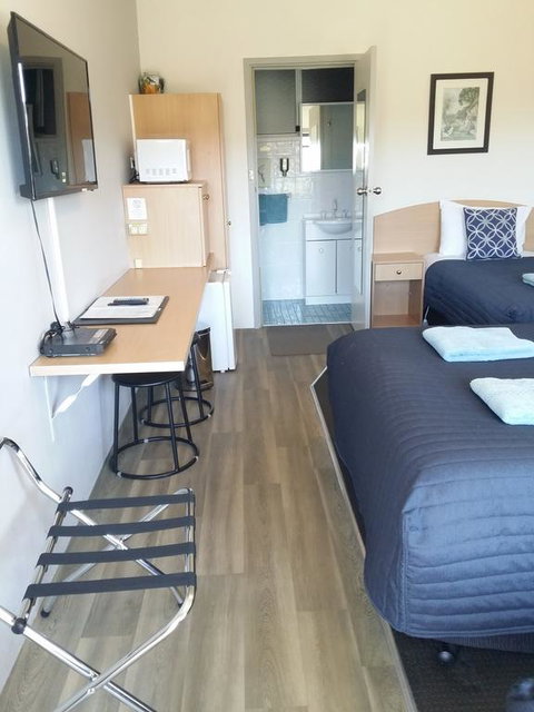 White Manor Motel - Yamba Accommodation 1