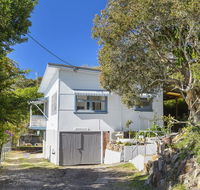 Whitecaps 26 East Street - Yamba Accommodation