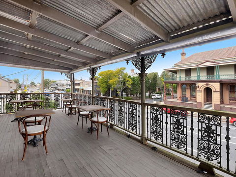 William Arnott Hotel - Yamba Accommodation 1