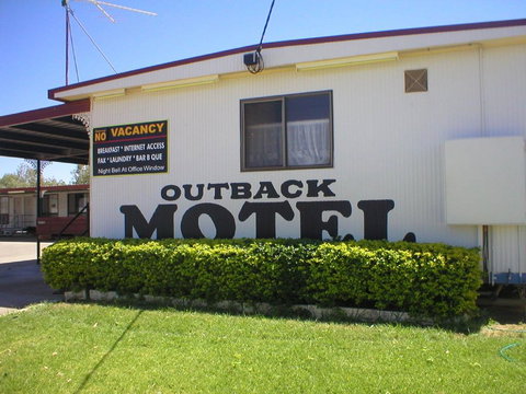 Winton Outback Motel - Yamba Accommodation 0