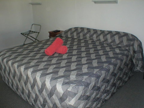 Winton Outback Motel - Yamba Accommodation 2