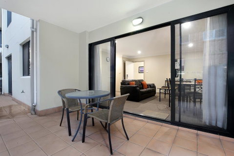 Wollongong Serviced Apartments - Yamba Accommodation 0
