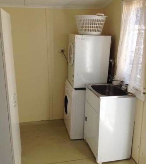 Wylie Stays - Yamba Accommodation 3