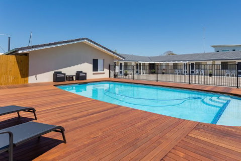 Wynnum Anchor Motel - Yamba Accommodation 0