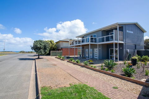 Xanadu - Aldinga Beach - Yamba Accommodation 1