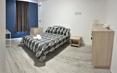 Yamba Central Hotel And Backpackers - Yamba Accommodation 1