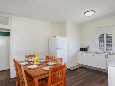 Yamba Pilot Cottage 2 - Pets Welcome - Close To Beach - Yamba Accommodation 2