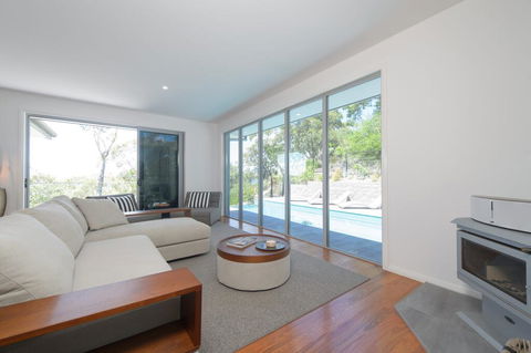 YARINGA - Retreat Style Accomodation With Swimming Pool - Yamba Accommodation 0