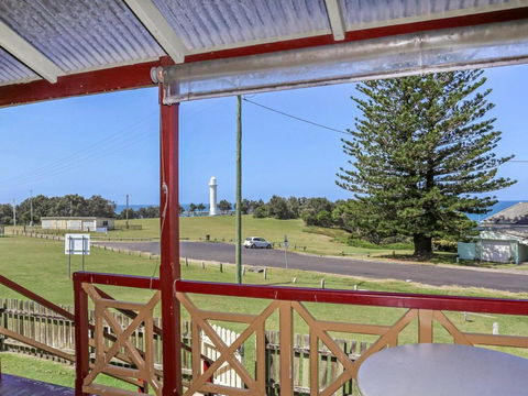 Yamba Pilot Cottage 1 - Pets Welcome - Close To Beach - Yamba Accommodation 0