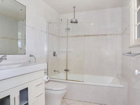 Yamba Pilot Cottage 2 - Pets Welcome - Close To Beach - Yamba Accommodation 3