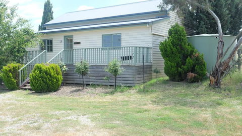 Yea Wood Duck Cottage - Yamba Accommodation 2