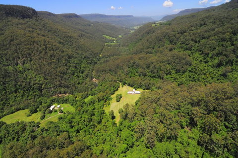 Yeola - Lush Location With River Access! - Yamba Accommodation 0