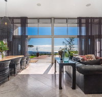 Your Luxury Escape - Horizon - Yamba Accommodation