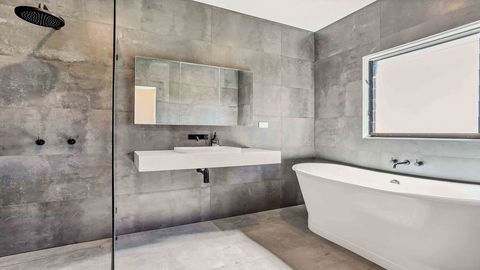 Your Luxury Escape - Paul's Farmhouse At Newrybar - Yamba Accommodation 3
