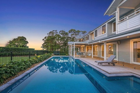 Your Luxury Escape - Trig Point - Yamba Accommodation 3