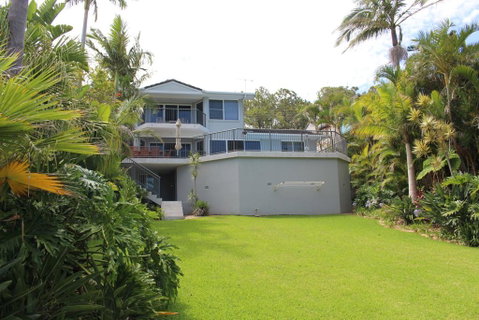 Zaffiro Beach House - Yamba Accommodation 0