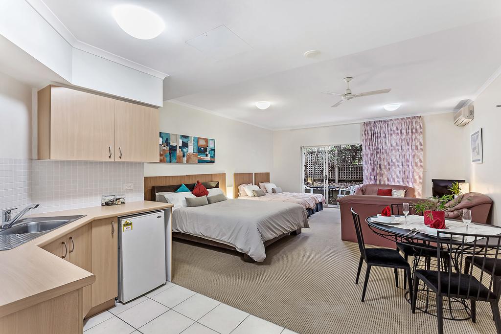 Shoal Bay NSW Yamba Accommodation