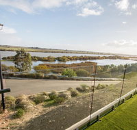 Serenity and sweeping Murray River views - Yamba Accommodation