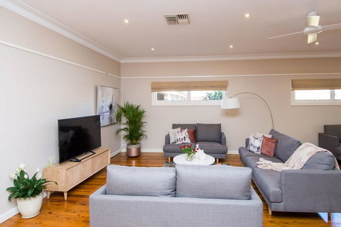 Hillsborough - Luxury, Boutique Accommodation - Yamba Accommodation 3