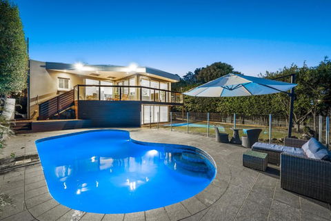 33 Splash & Stay Melbourne Getaway - Yamba Accommodation 1
