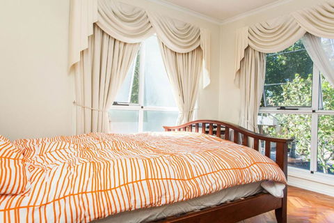 Abbotsford Private Rooms & Pods - 15 Charles Homestay - Yamba Accommodation 2