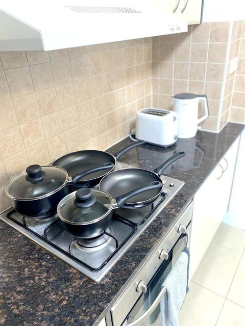 A Cozy 2B2B Apartment Near Airport & Train Station - Yamba Accommodation 4