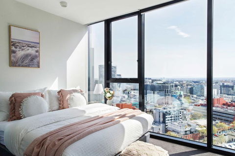 A 2BR Apt Near Melbourne Central Amazing Views - Yamba Accommodation 4